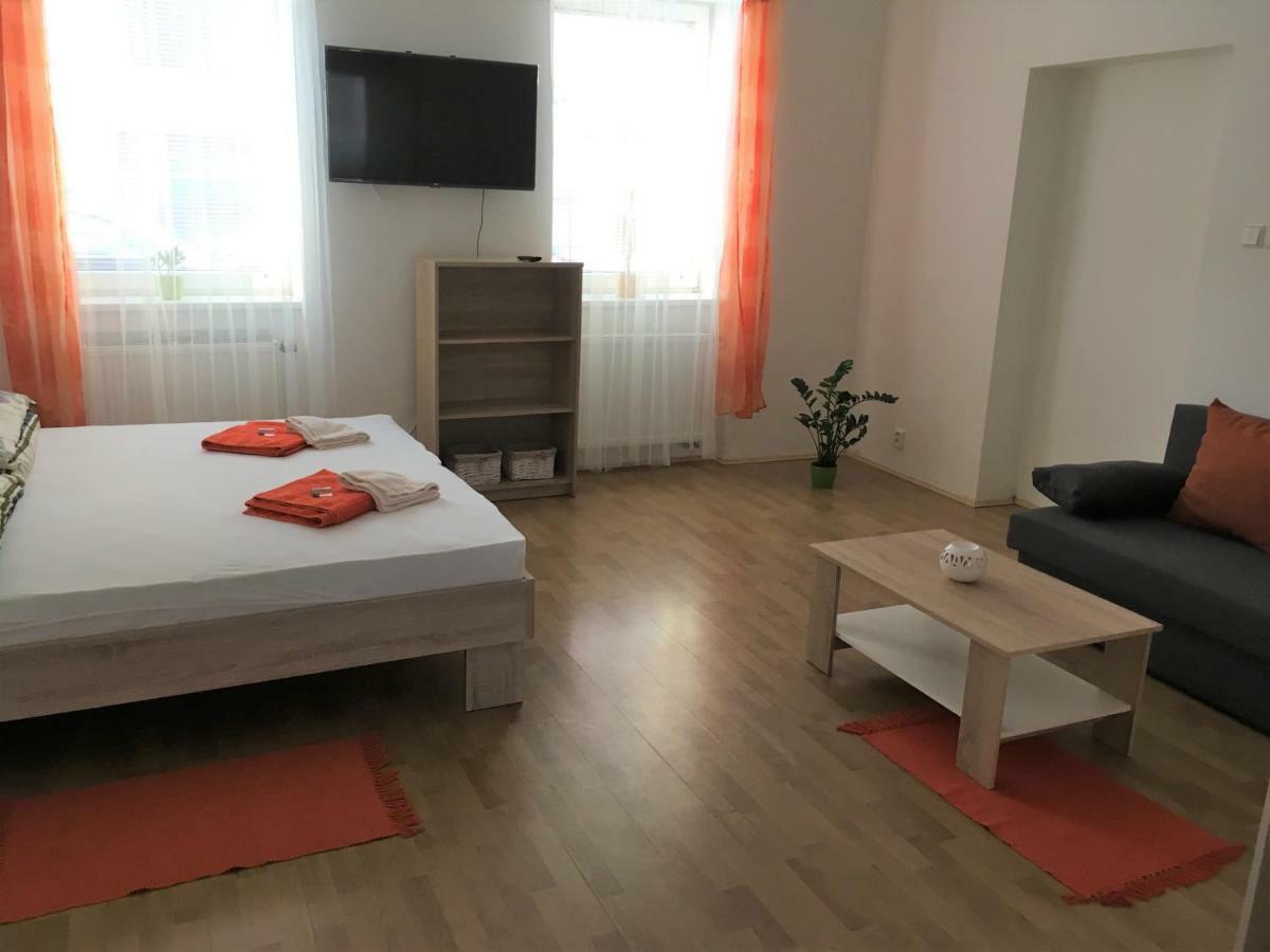 Apartamento Dvacítka Ceske Budejovice Exterior foto